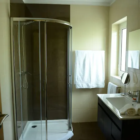 Aboimhouse Nyaraló *